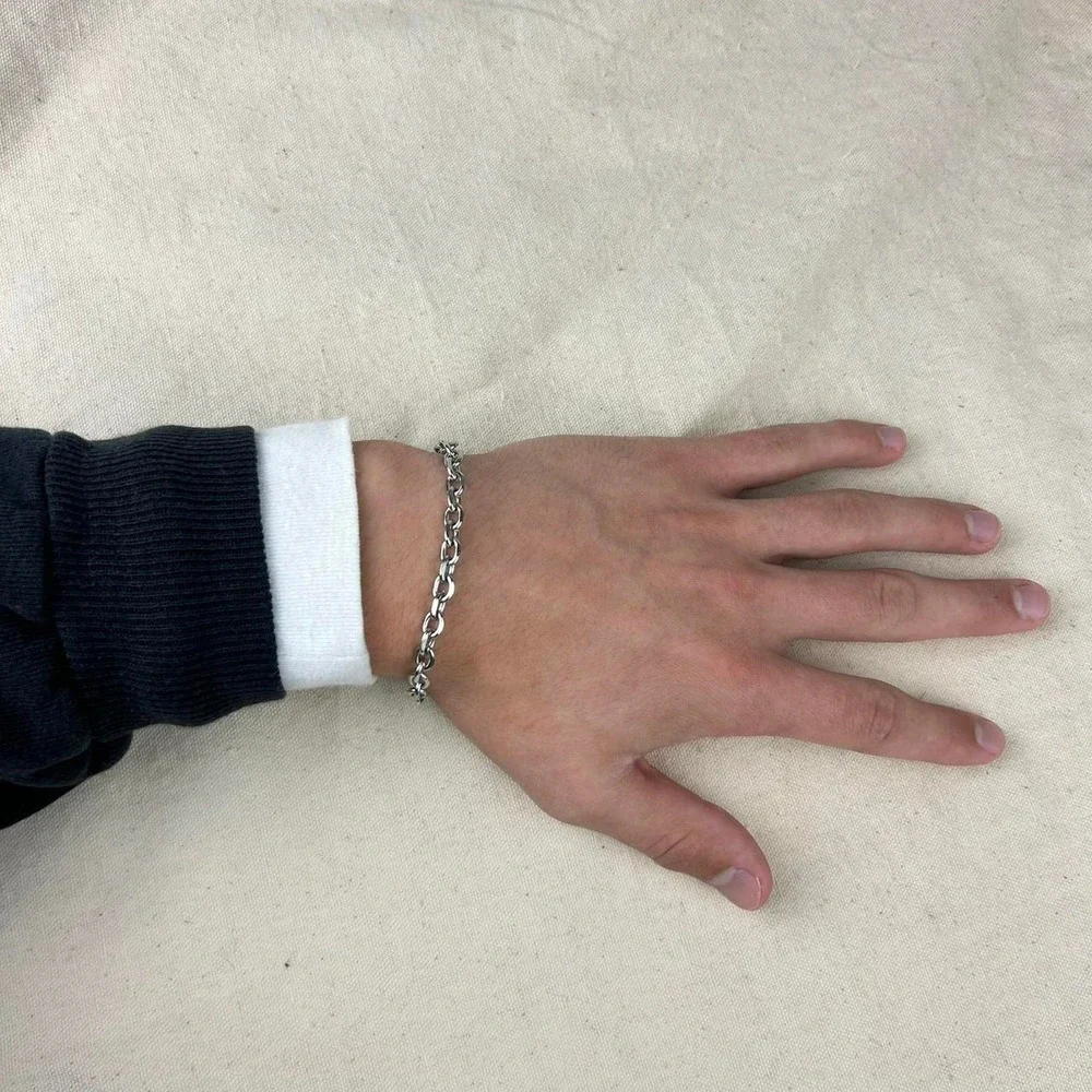 N/A bracelets are